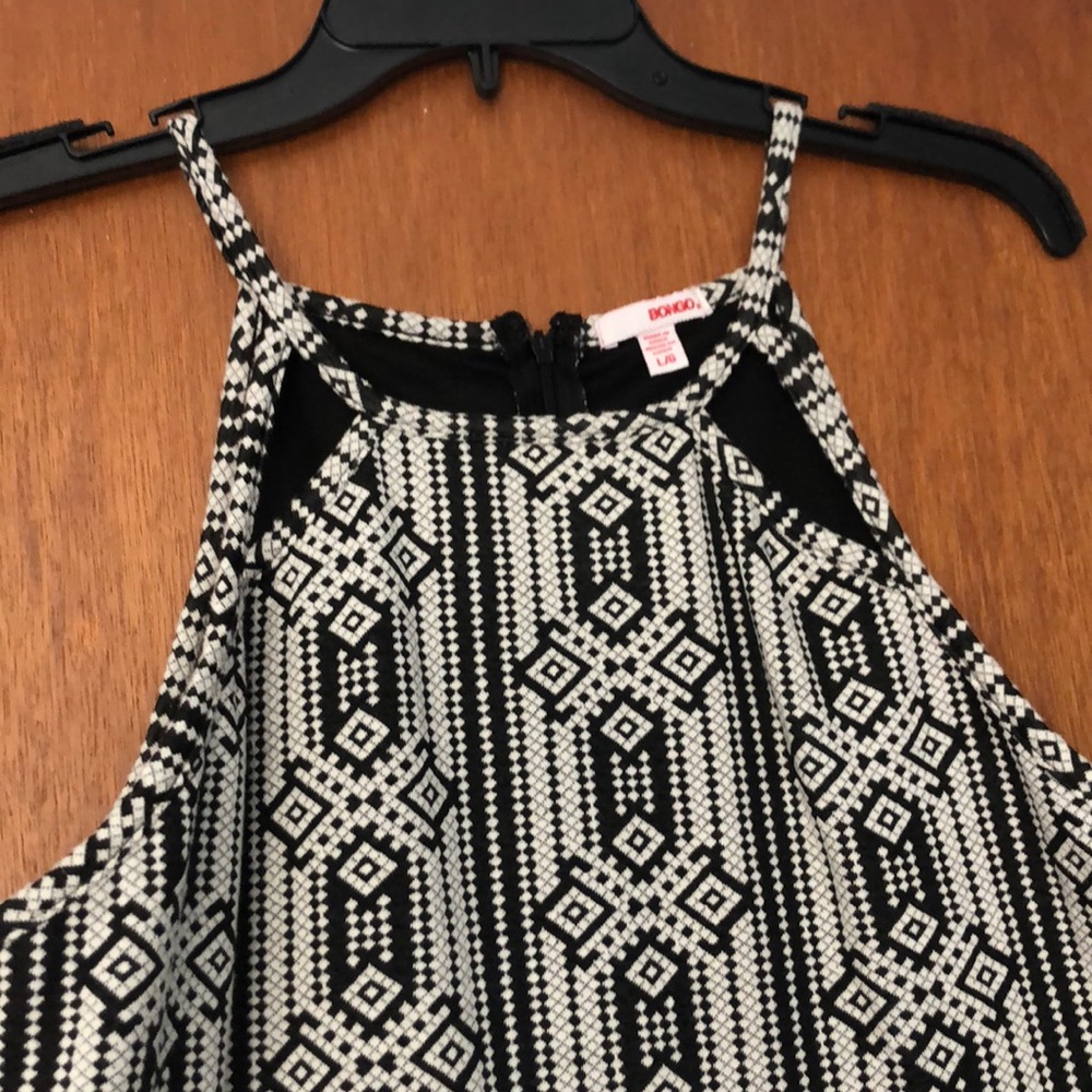 Beautiful Aztec Patterned Dress - Picture 2 of 3